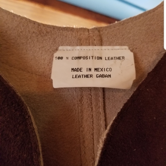 Soft leather poncho - Picture 3 of 3